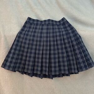 AERIE women’s plaid pleated skirt